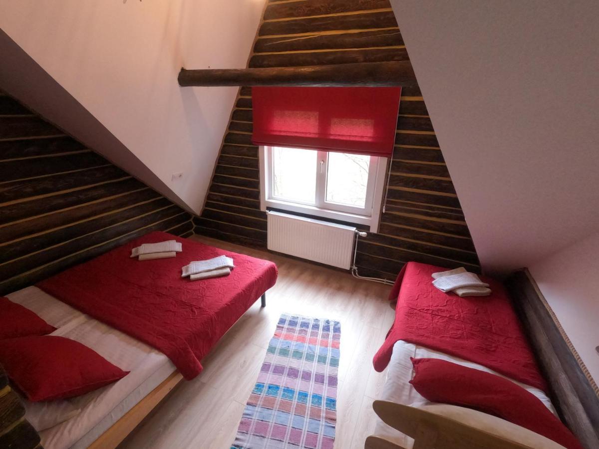 "Lian" Family Hotel & Restaurant Volosyanka  Buitenkant foto